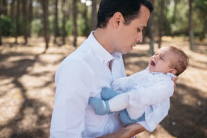 bébé qui pleure tout le temps